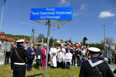 Rondo Tajnej Organizacji Wojskowej Gryf Pomorski – uroczyste otwarcie – fot. Leszek Spigarski