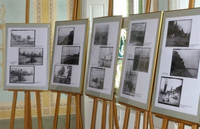 Wernisaż wystawy starych fotografii w wejherowskim muzeum - fot. Leszek Spigarski