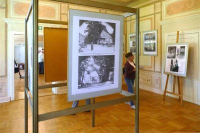 Wernisaż wystawy starych fotografii w wejherowskim muzeum - fot. Leszek Spigarski