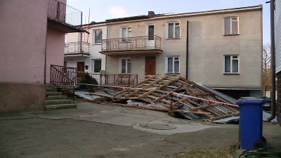 Wichura zerwała dach w Gościcinie
