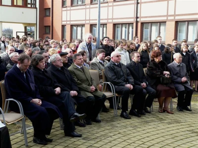 Rocznica nadania imienia Jana Pawła II Samorządowemu Gimnazjum w Bolszewie