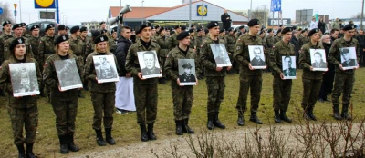 Żołnierzom Wyklętym - uroczystość przy Bramie Piaśnickiej