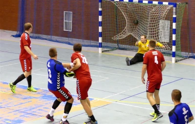 KS Tytani Wejherowo - Sambor Tczew  25 : 28, 7.10.2017, fot. Leszek Spigarski