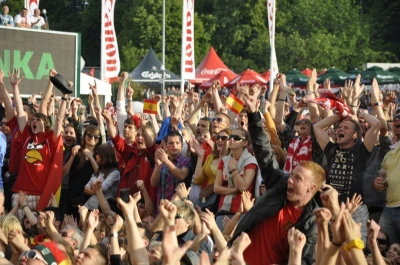 Mecz Hiszpania-Włochy. Tłumy w Fan Zone