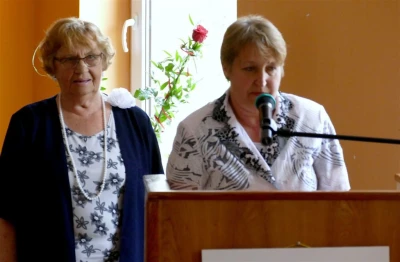 Wejherowo 2017. Statuetki Super Seniora dla studentów WUTW  YMCA – fot. Leszek Spigarski