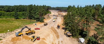 Budowa drogi do elektrowni jądrowej nabiera tempa. Trwają prace na 'ostatniej mili'