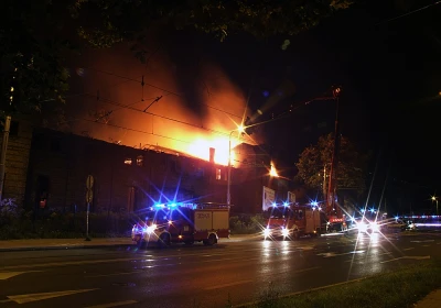 Wielki pożar w Gdańsku. Spłonęła zabytkowa zajezdnia