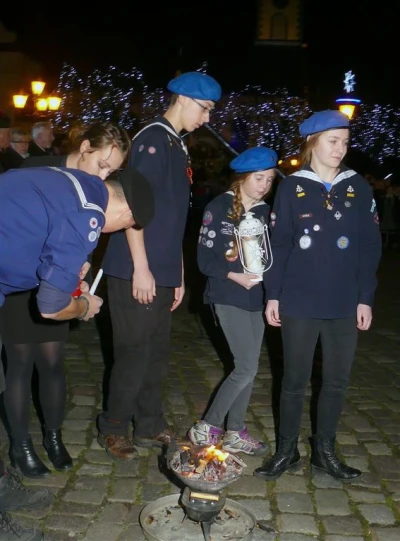 Betlejemskie Światło Pokoju - Wejherowo 2015 fot. Leszek Spigarski