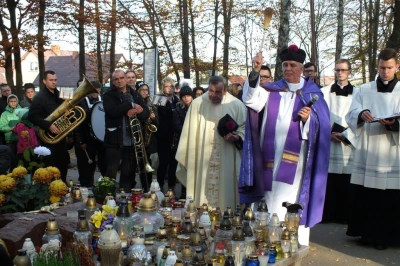 Wszystkich Świętych (fot. Leszek Spigarski)
