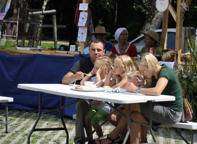 Rekonstrukcja historyczna 2016. Atak na taborowy wóz kupiecki fot. Leszek Spigarski