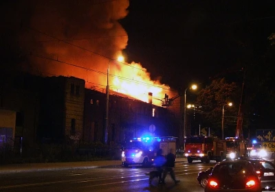 Wielki pożar w Gdańsku. Spłonęła zabytkowa zajezdnia