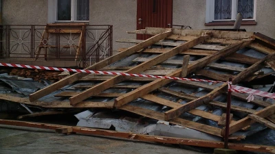 Wichura zerwała dach w Gościcinie