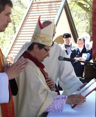 Ostatni dzień Odpustu Wniebowstąpienia Pańskiego. Suma odpustowa na Kalwarii Wejherowskiej fot. Leszek Spigarski