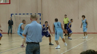 Żuraw zaczyna od zwycięstwa