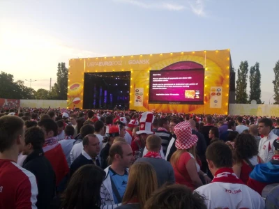 30 tys. biało-czerwonych kibiców