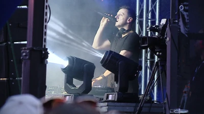 vlcsnap-2019-08-02-15h06m26s781.png