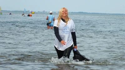 Przemaszerowali przez Zatokę Pucką