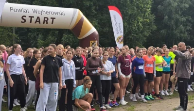 Setki uczniów pobiegły dla pamięci Macieja Kanteckiego. Jubileuszowy memoriał w Wejherowie