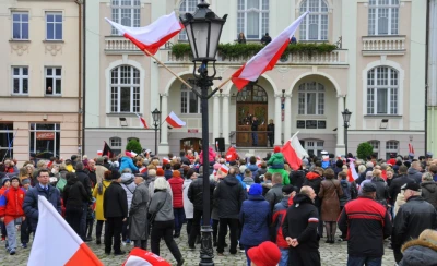 Biało-czerwona parada niepodległościowa w Wejherowie