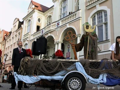 Wspomnienie XIX Ogólnopolskiego Festiwalu Pieśni o Morzu - Wejherowo 2006 - fot. Leszek Spigarski