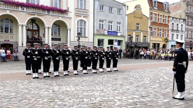 Musztra paradna na Placu Jakuba Wejhera 2017. Fot. Leszek Spigarski.