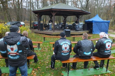 11 listopada 2015 w obiektywie Leszka Spigarskiego - Park Miejski - występ zesołu White Room