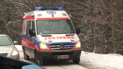 Zderzenie osobówki z pługiem
