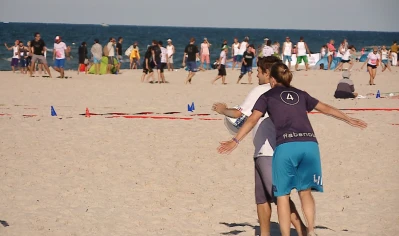 frisbee2bacdefghi.jpg
