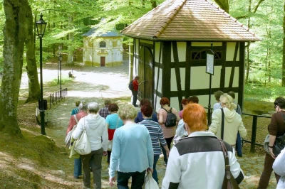 V Tour Kocham Wejherowo – Studenci Chojnickiego UTW na Kalwarii Wejherowskiej - fot. Leszek Spigarski