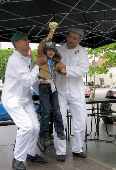 III Runda Mistrzostw Polski Pojazdów Zabytkowych 2015 fot. Leszek Spigarski
