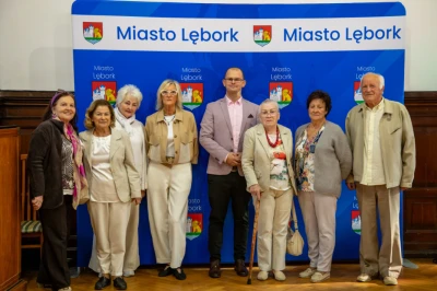 Po 61 latach znów razem. Absolwenci wrócili do wspomnień ze szkolnych lat