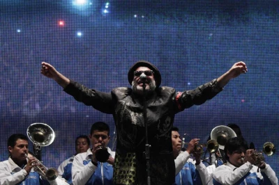 300dpi Chico Trujillo foto 2015 Reina.jpg