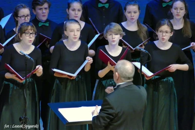 Koncert Inauguracyjny XXIII Festiwalu Pieśni o Morzu fot. Leszek Spigarski