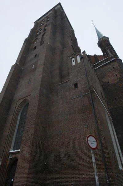 Gdańsk - Wieża Bazyliki Mariackiej odnowiona