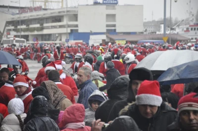 2,5 tys. mikołajkowych rydwanów zawładnęło Trójmiastem