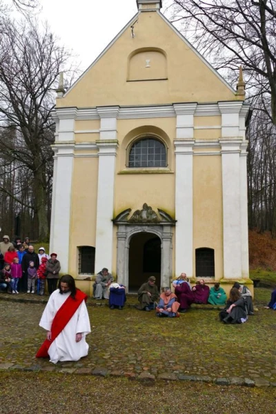 Wielki Czwartek - inscenizacja Drogi Pojmania w wykonaniu Misterników Kaszubskich fot. Leszek Spigarski