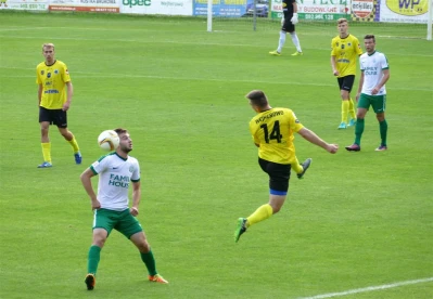 Gryf Wejherowo - Warta Poznań  0 : 1 na Wzgórzu Wolności. Fot. Leszek Spigarski.