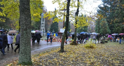 Uroczystość Wszystkich Świętych na wejherowskim cmentarzu - fot. Leszek Spigarski