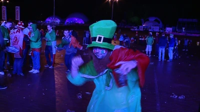 Wspólne kibicowanie Irlandczyków i Hiszpanów