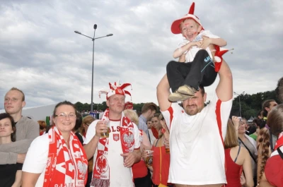 Tłumy w gdańskiej Strefie Kibica