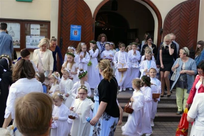 Boże Ciało 2017. Uroczystośc w parafii pw. Trójcy Świętej w Wejherowie. Fot. Leszek Spigarski