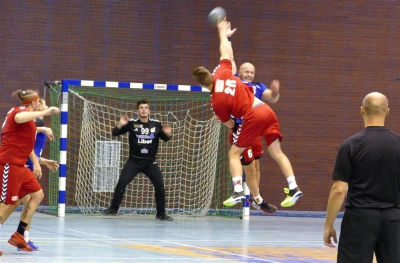 KS Tytani Wejherowo - Sambor Tczew  25 : 28, 7.10.2017, fot. Leszek Spigarski