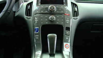 Elektryczny Opel przyjechał do Gdyni