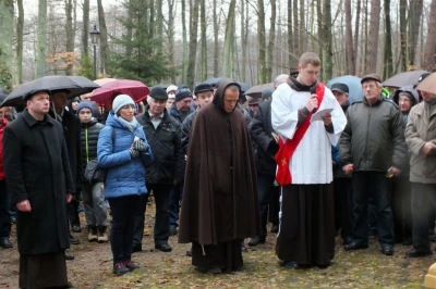 Wielki Post 2016 - Pierwsza Droga Krzyżowa na Kalwarii Wejherowskiej. fot. Leszek Spigarski