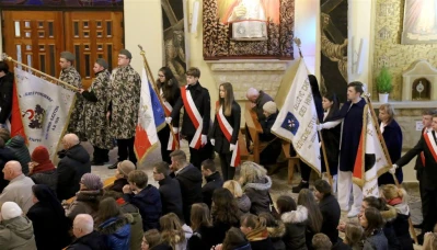 Żołnierzom Wyklętym - uroczystość przy Bramie Piaśnickiej