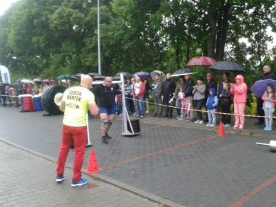 Zawody Strongman w Luzinie