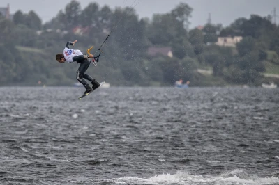 Puchar i Mistrzostwa Polski w kitesurfingu i wingfoilu w Pucku