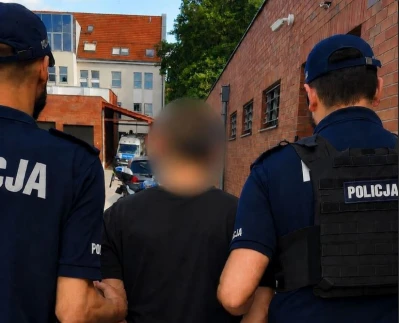 Groził pracownikom sklepu pistoletem ASG. Chciał kupić wódkę