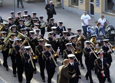 Wspomnienie XIX Ogólnopolskiego Festiwalu Pieśni o Morzu - Wejherowo 2006 - fot. Leszek Spigarski