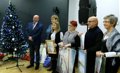 Dyrektor biblioteki w Bolszewie przechodzi na emeryturę (fot. Leszek Spigarski)